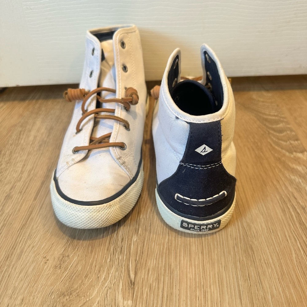 Sperry Men's White Canvas High-Tops - Picture 3 of 3